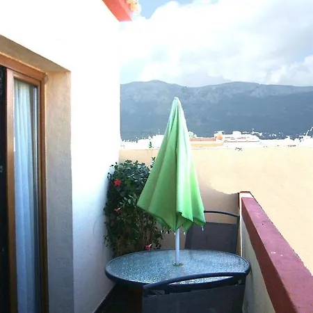فندق Castillo 2*