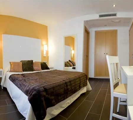 فندق Castillo 2*