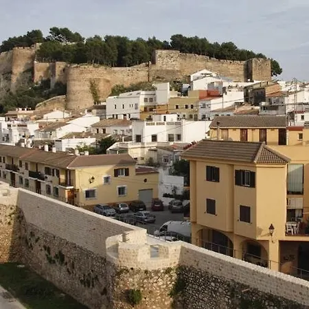 Castillo فندق دينايا